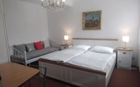 Apartma Hluboka